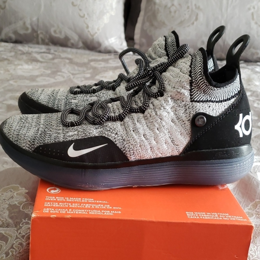 Nike zoom KD11.
